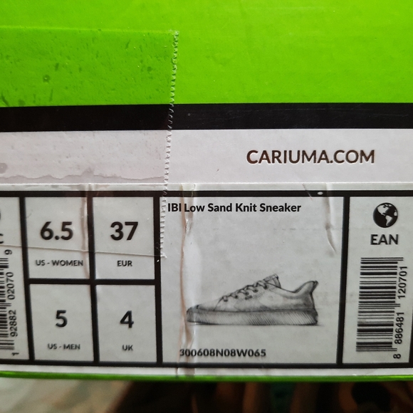 New Cariuma IBI Sand Knit Sneaker